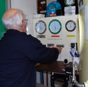 Operating the Oxygen Chamber